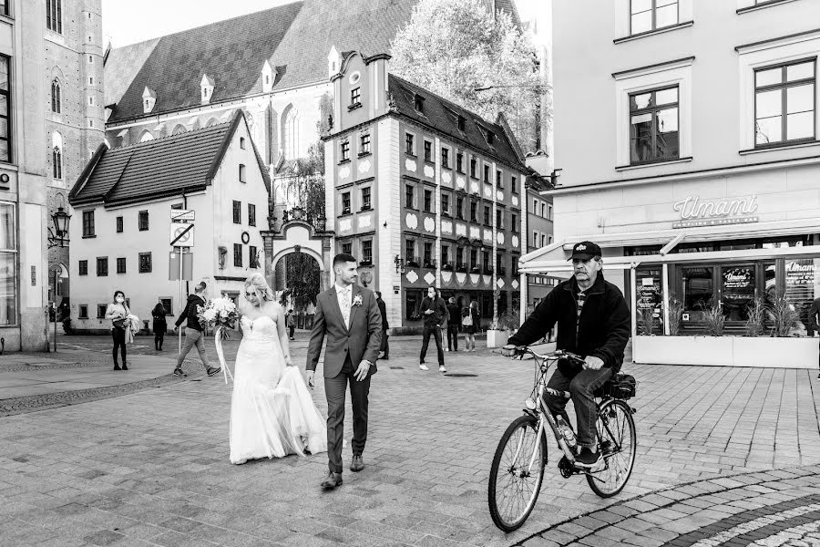 Fotógrafo de casamento Katarzyna Kouzmitcheva (katekuz). Foto de 8 de abril 2023