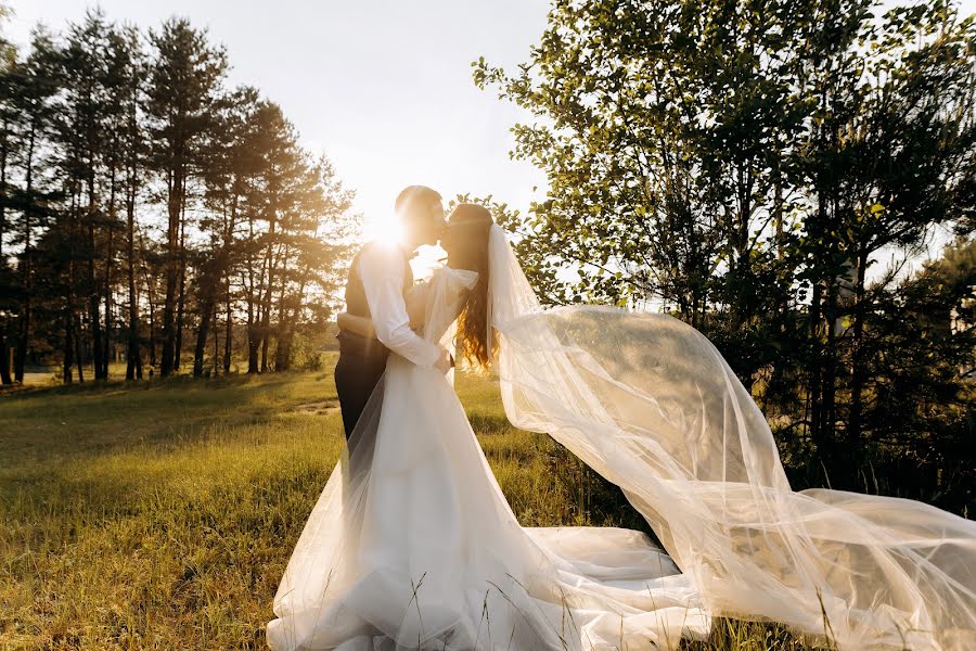 Fotografo di matrimoni Alina Pilipec (alinka999). Foto del 9 novembre 2021