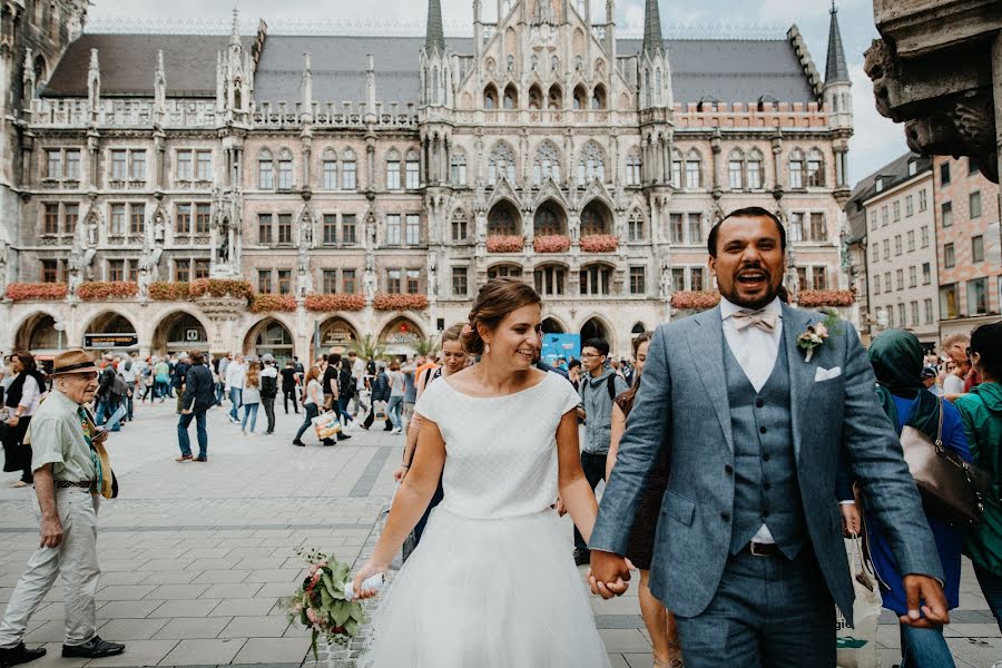 Fotografo di matrimoni Tanja Huber (t-weddingstories). Foto del 5 novembre 2019