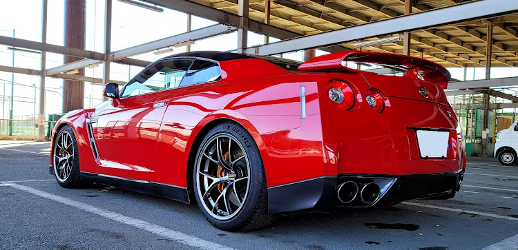 NISSAN GT-Rのヨシさんが投稿したカスタム事例の投稿画像5枚目