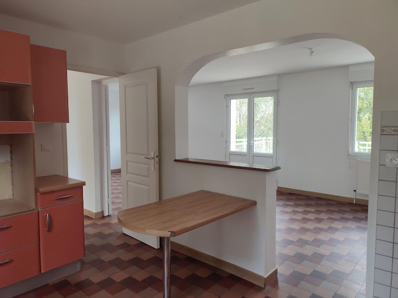 Vente maison 6 pièces 95 m² à Aron (53440), 174 000 €