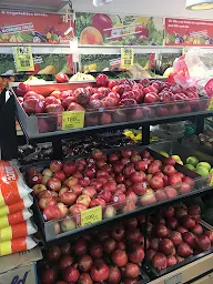 More Supermarket photo 4