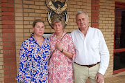Steven Preston's wife Bernice with his mother Laura and father Iain Preston outside the Randburg magistrate's court. File photo. 