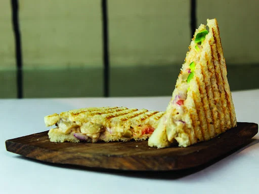 Cheesy Veg Sandwich