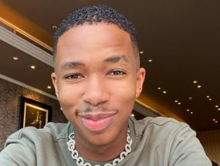 Comedian and social media personality Lasizwe Dambuza has decided to date himself.