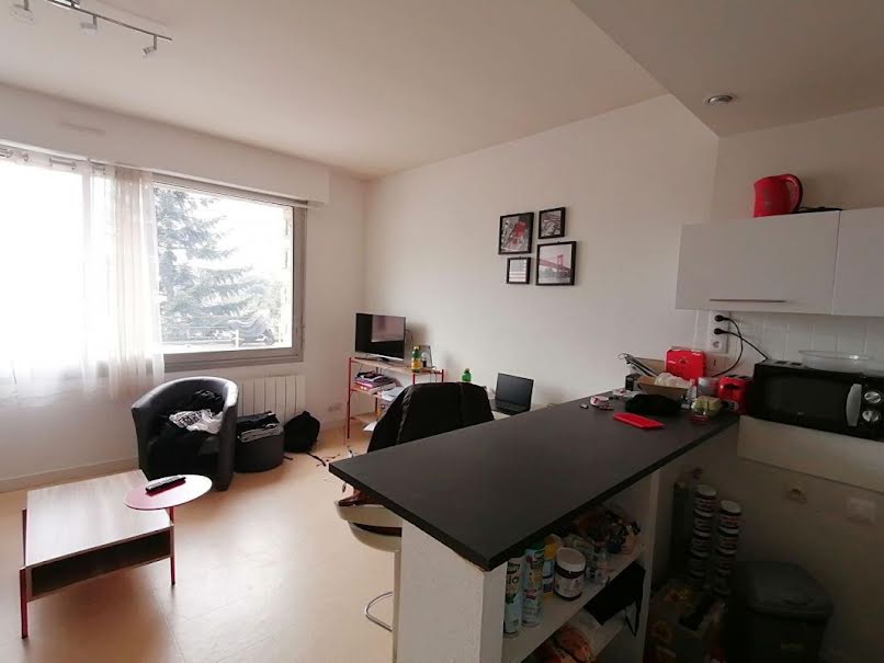 Location meublée appartement 1 pièce 26 m² à Poitiers (86000), 440 €