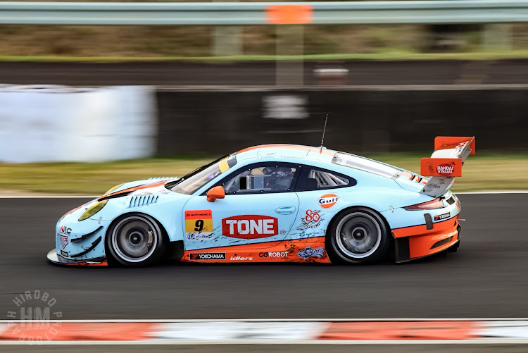 ヒロボー♪さんが投稿した一眼レフ・SuperGT・飛行機・レースに関するカスタム事例の投稿画像3枚目