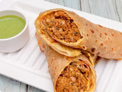 Garlic Chicken Keema Roll