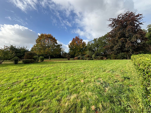 Large green garden with flowering trees - Property purchase in Honfleur, 7 rooms, 5 bedrooms
