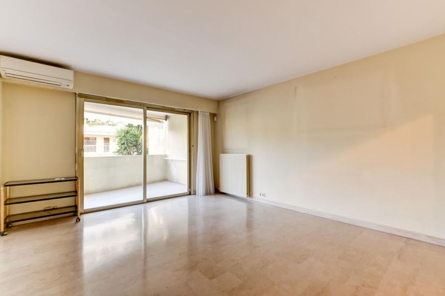 Vente appartement 3 pièces 74 m² à Cannes (06400), 335 000 €