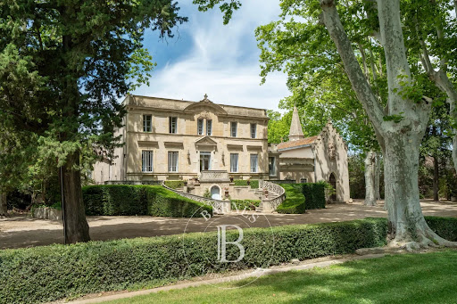 Property with pool 3