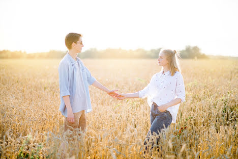 Wedding photographer Nastya Khokhlova (khokhlovaphoto). Photo of 14 August 2017