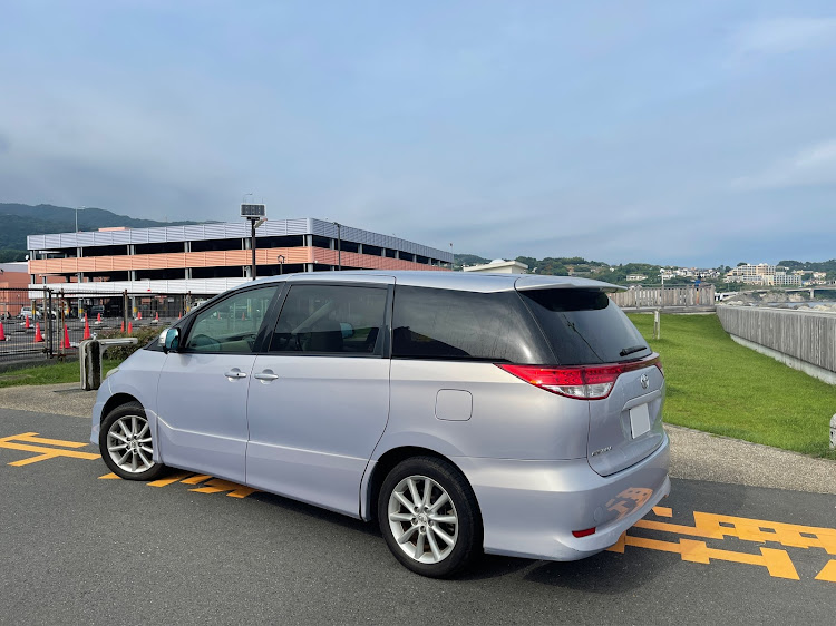 エスティマの9月もよろしくお願いします。・海と愛車に関するカスタム事例の投稿画像4枚目