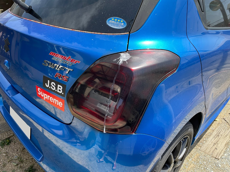 スイフトの洗車・桜と愛車・スイフトに関するカスタム事例の投稿画像1枚目