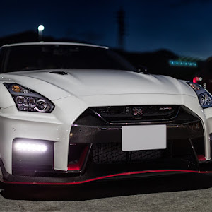 スカイライン GT-R R35