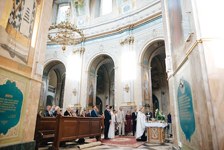 Photographe de mariage Nazariy Karkhut (karkhut). Photo du 14 février 2018