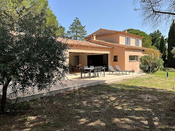 villa à Roussillon (84)