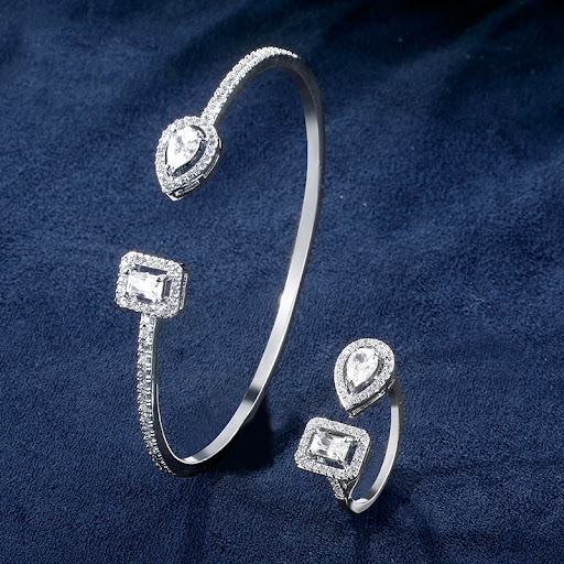Title 12, Asymmetric Zircon Ring – Fashionable, simple, a...