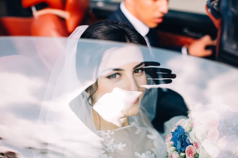 Wedding photographer Medina Garunova (nikki). Photo of 10 September 2015