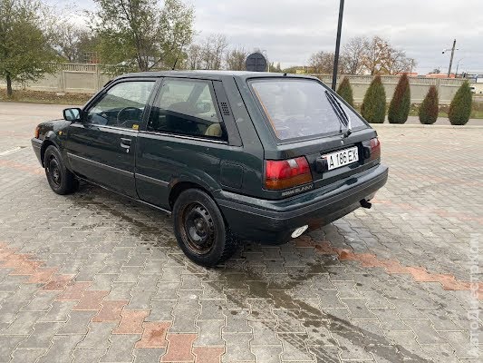 продам авто Nissan Sunny Sunny III Hatch (N14) фото 4