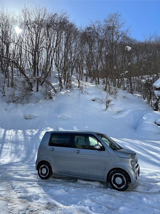 N-WGNのN-WGN・ブリザック・雪道運転・スキー・JH3に関するカスタム事例の投稿画像1枚目