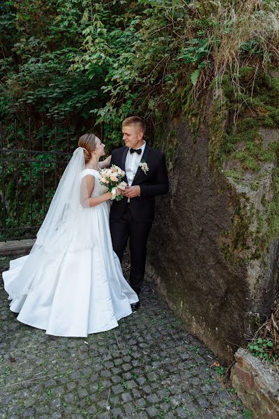 Wedding photographer Denis Konstantinov (380960170930). Photo of 21 September 2017