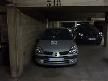 parking à Paris 15ème (75)