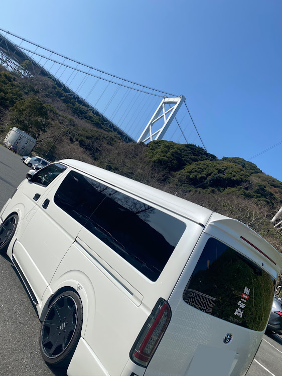 ハイエースワゴンのハイエース・北九州・関門橋・めかり公園に関するカスタム事例の投稿画像1枚目
