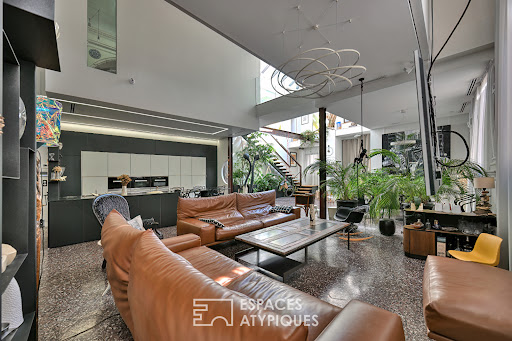 House with pool and terrace 3