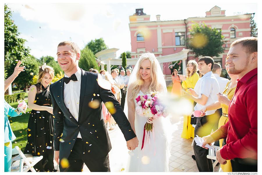 婚禮攝影師Viktoriya Khruleva（victori）。2014 7月18日的照片