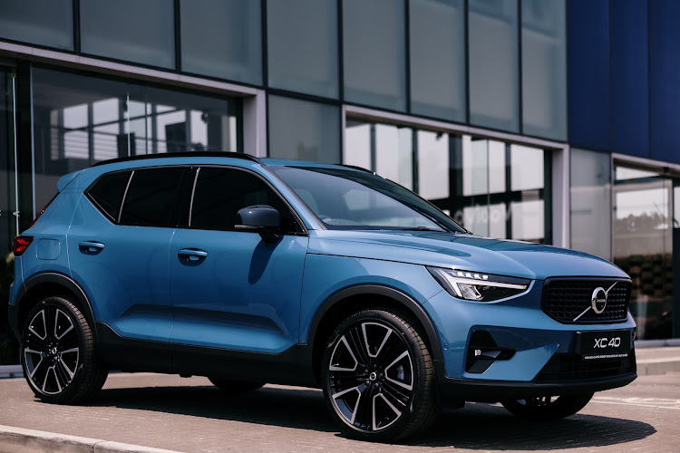 The all-wheel drive XC40 B5 produces183kW and 350Nm.