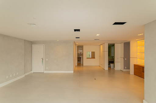 Apartment 4