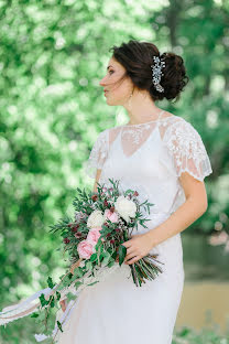 Fotógrafo de casamento Anton Tarakanov (taratoshe). Foto de 14 de outubro 2017