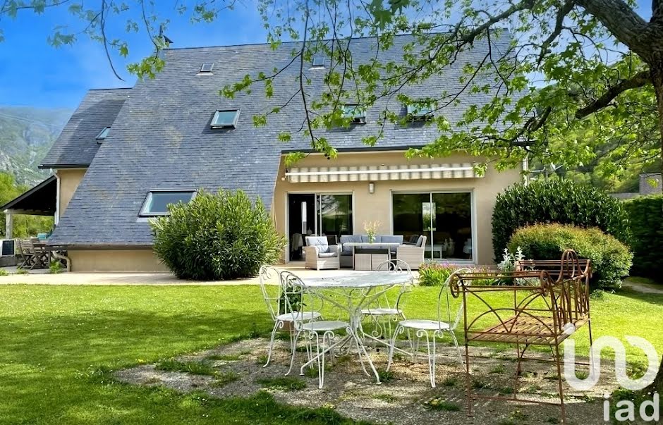 Vente maison 9 pièces 215 m² à Boô-Silhen (65400), 429 000 €