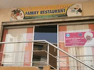 Makhan Shah City Grand Family Restaurant photo 4