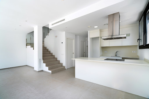 Maison avec piscine et terrasse 4