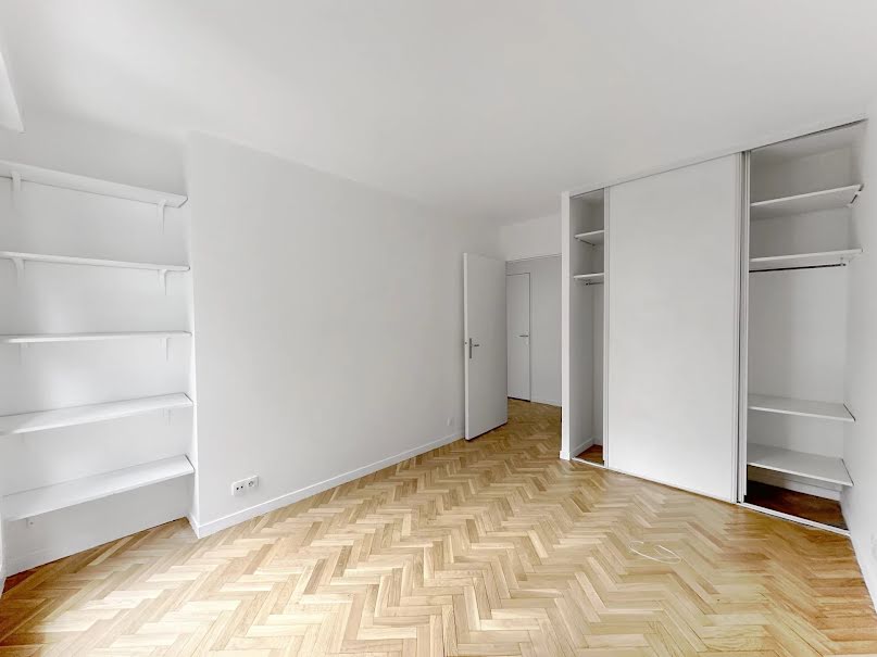 Location  appartement 3 pièces 64.6 m² à Suresnes (92150), 1 641 €