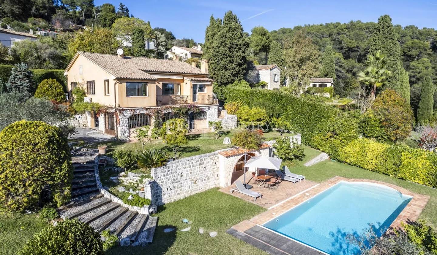 Villa with pool and garden La Colle-sur-Loup