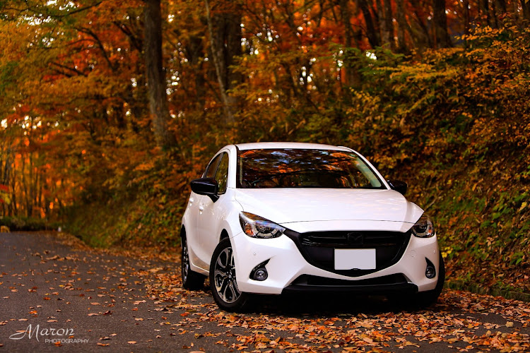 デミオの紅葉と愛車・紅葉・紅葉狩り・聖湖・広島に関するカスタム事例の投稿画像2枚目