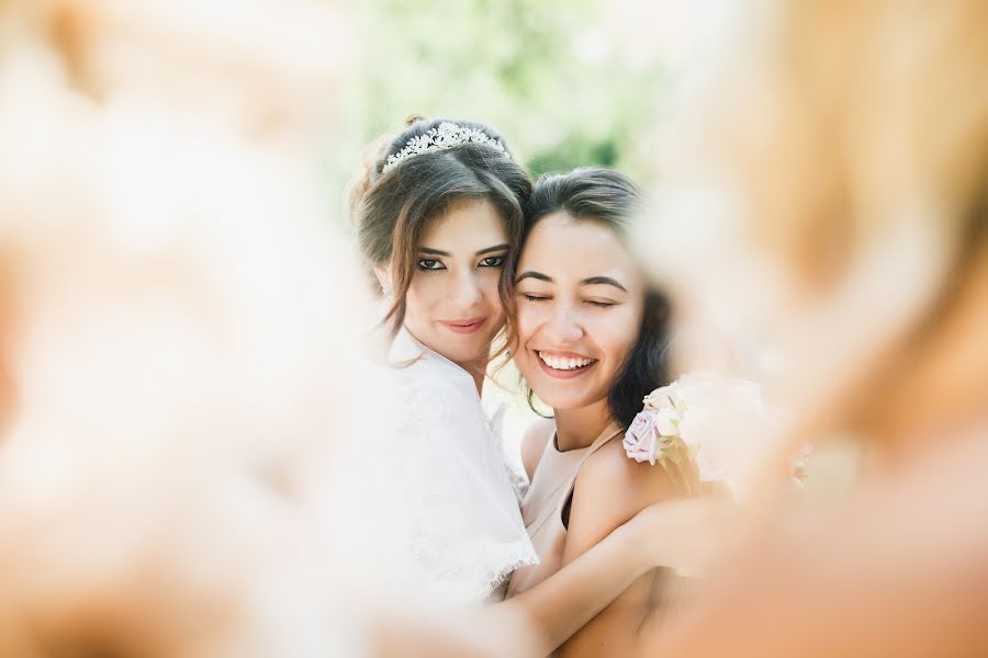 Fotógrafo de casamento Yuliya Bochkareva (redhat). Foto de 30 de setembro 2017