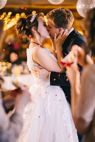 Wedding photographer Mariya Komarova (marika90). Photo of 3 March 2018