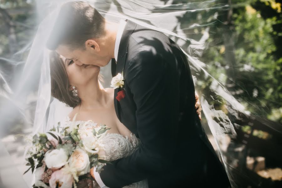 Hochzeitsfotograf Haitonic Liana (haitonic). Foto vom 13. Juni 2019