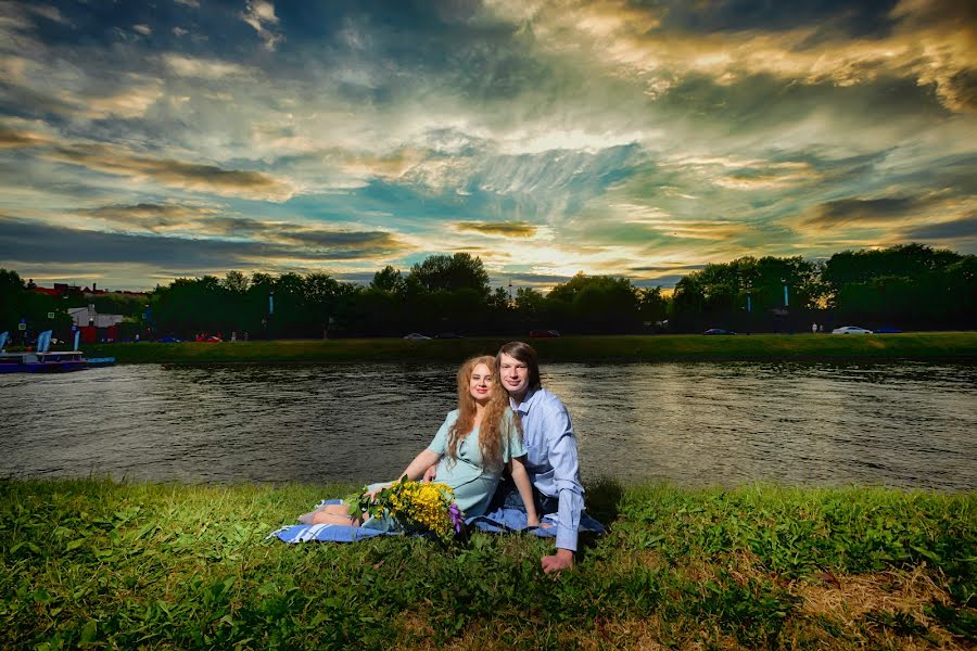 Wedding photographer Aleksandr Dyadyura (diadiura). Photo of 12 July 2021