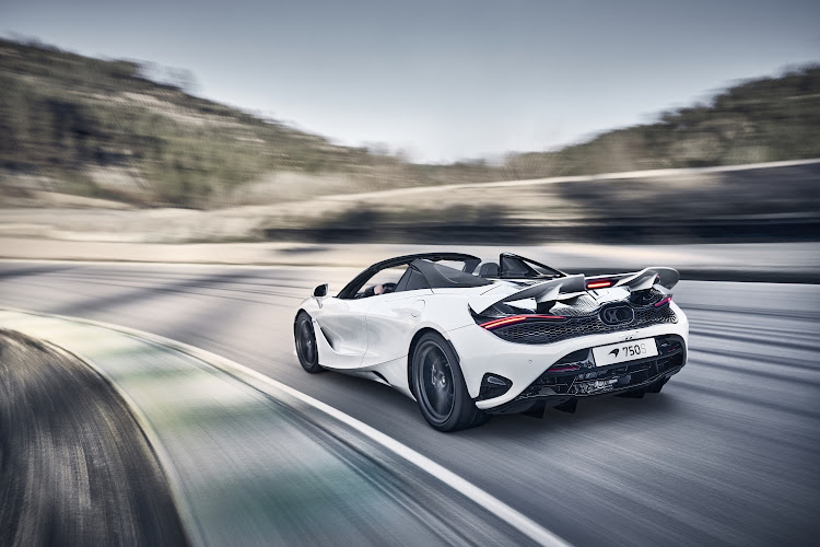 The 750S Spider model features a retractable hard top that can be opened in under 11 seconds at vehicle speeds of up to 50km/h.