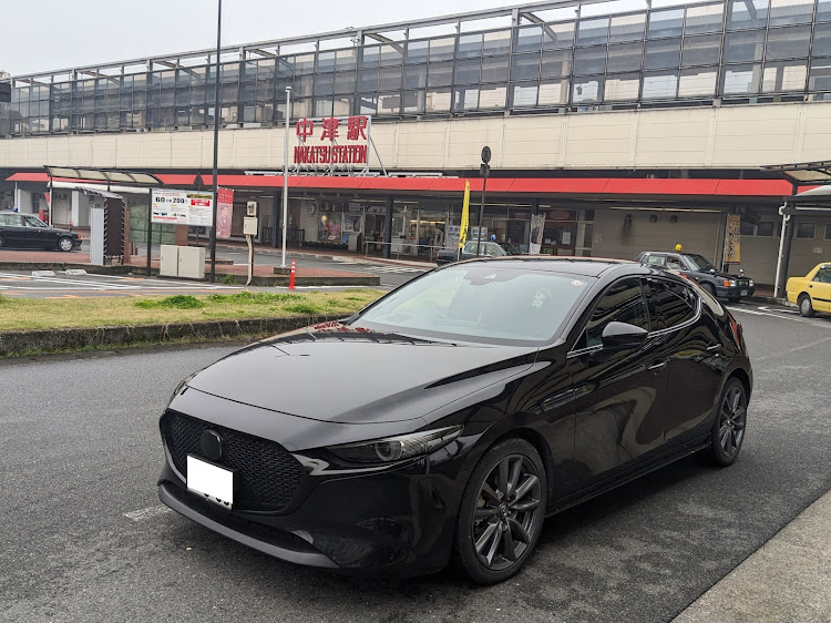 MAZDA3の大分県・中津駅・中津城・200系クラウン・車好きな人と繋がりたいに関するカスタム事例の投稿画像1枚目