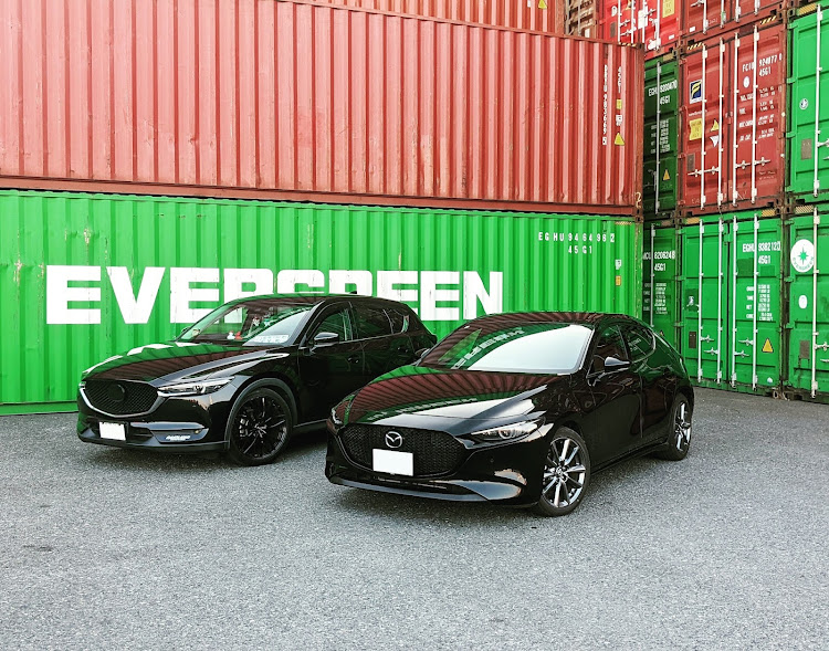 MAZDA3の門司港オフ・マツダ・車好きな人と繋がりたい・オフ会・もうすぐ12月…に関するカスタム事例の投稿画像16枚目