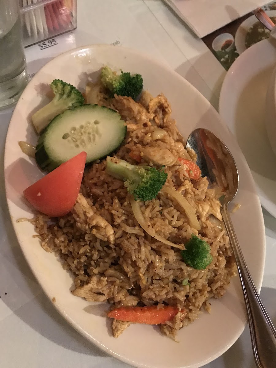 Fried rice with yellow Currie and coconut milk