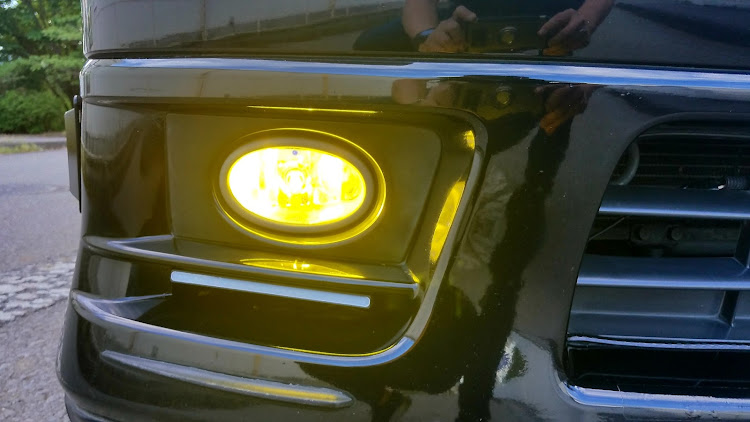 ステップワゴンのフォグランプ交換・洗車・RF頑張ろう委員会・HONDA The Power of Dreamsに関するカスタム事例の投稿画像3枚目
