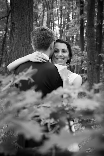 Fotógrafo de casamento Ivana Habrová (isphotography). Foto de 28 de março 2019