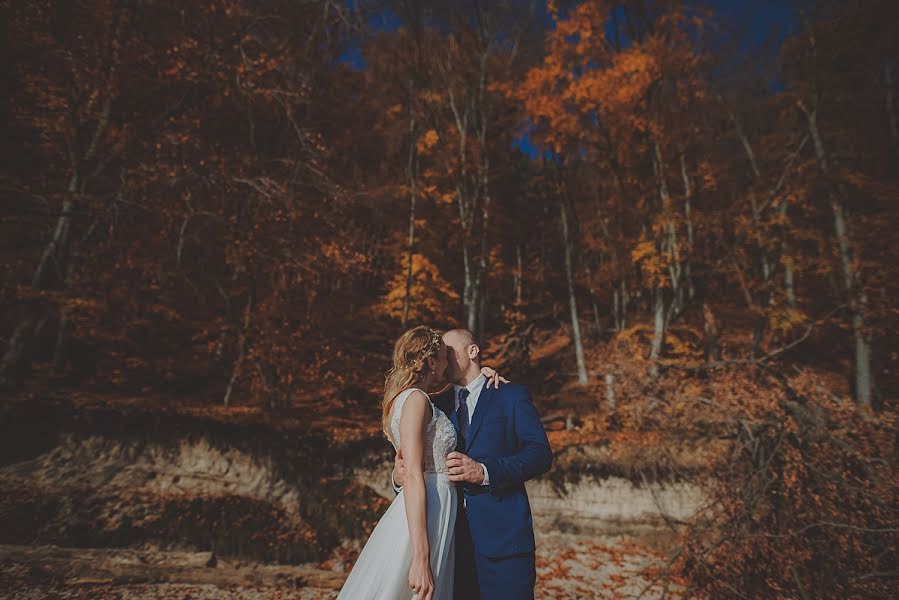 Fotografo di matrimoni Dominika Kusy (dominikakusy). Foto del 1 marzo 2018